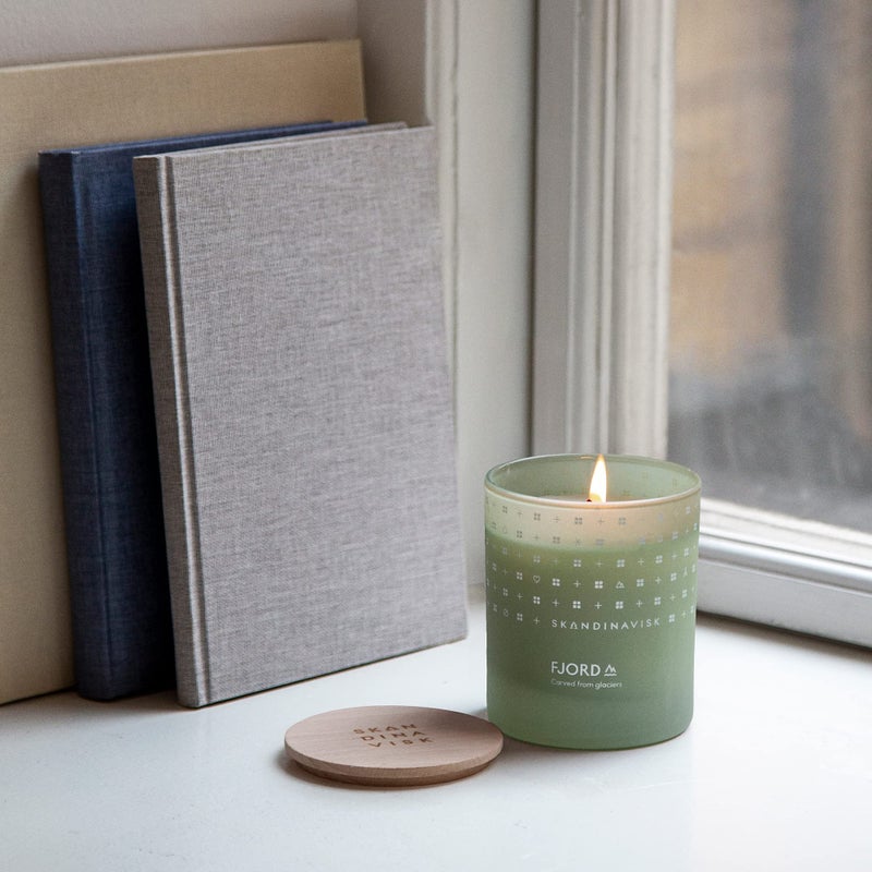 Skandinavisk Fjord Scented Candle. Fragrance Notes: Apple and Pear Blossom, Orchard Fruits and Redcurrants. 7.0 oz. - Image 4